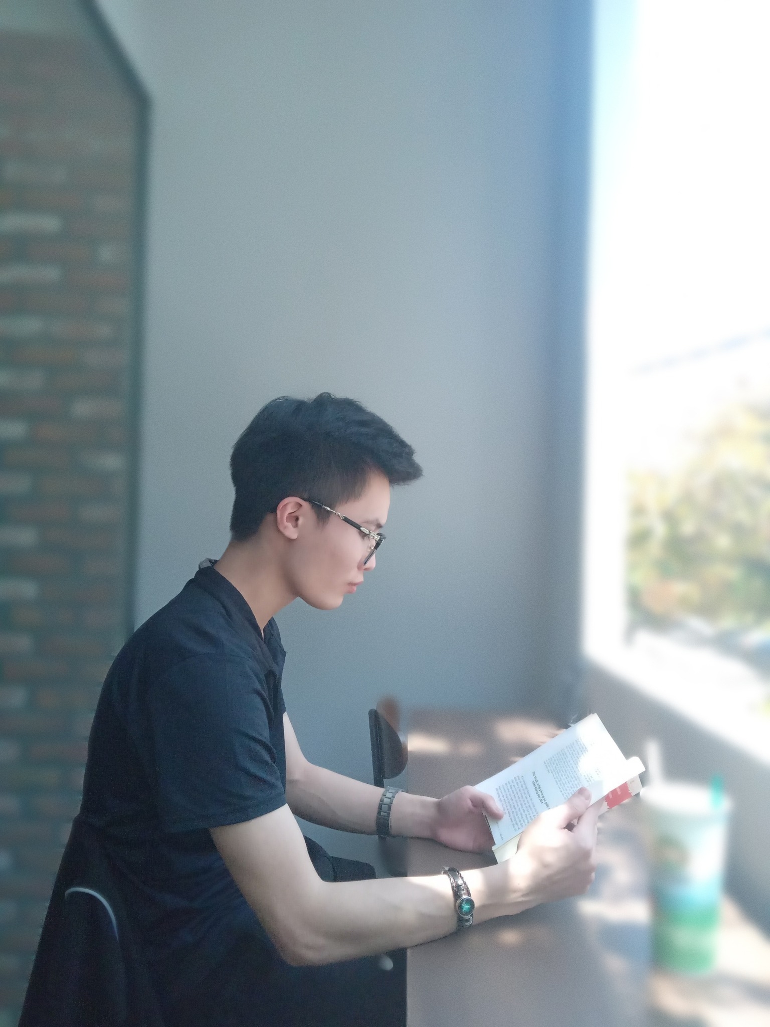 Đinh Hoàng Ngọc